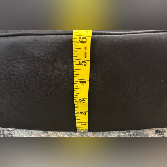 Black Lululemon Go Wild bag - Picture 4 of 12